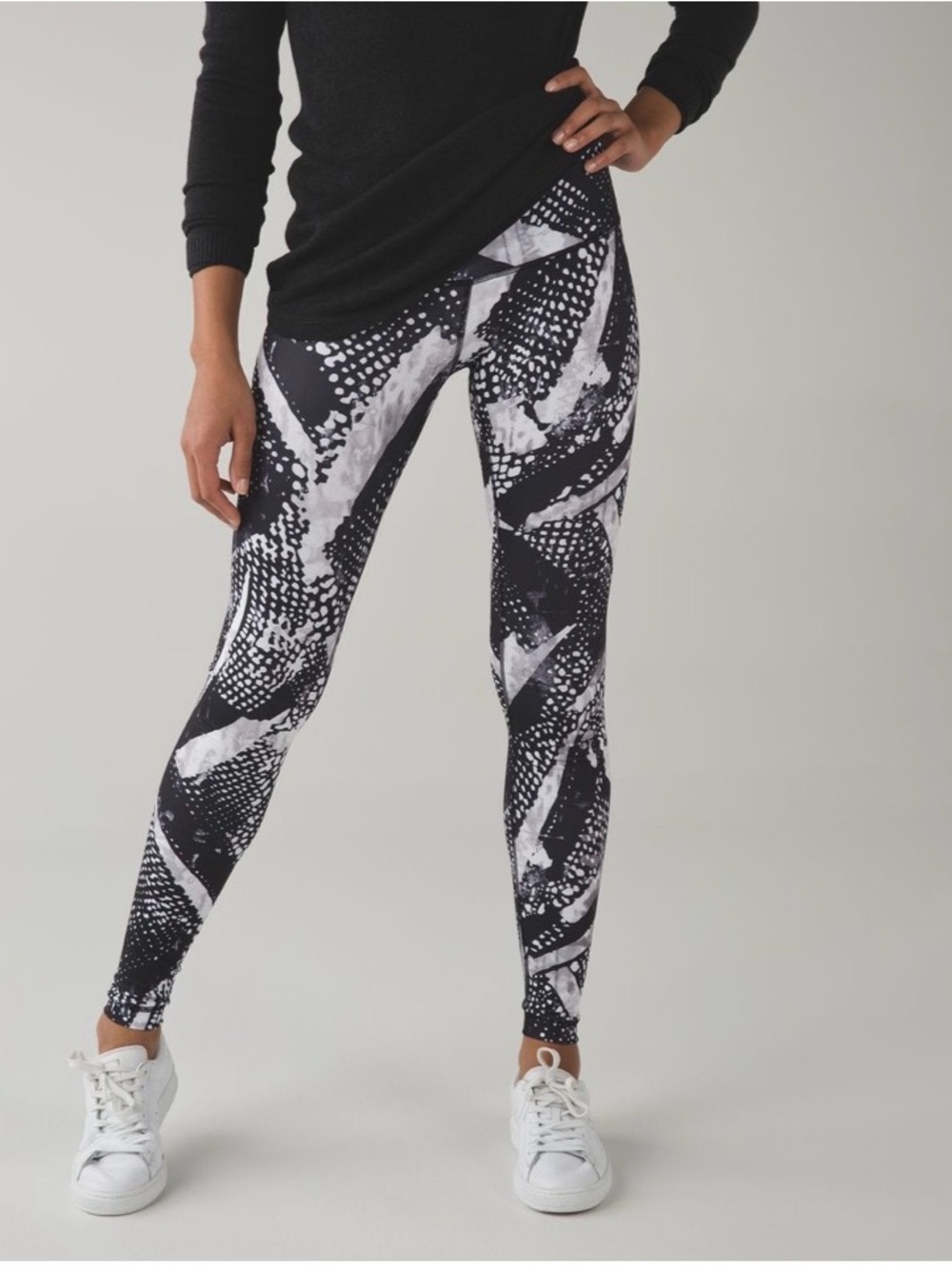 lululemon athletica Wunder under III‎ Static Mist Black Print  Leggings
